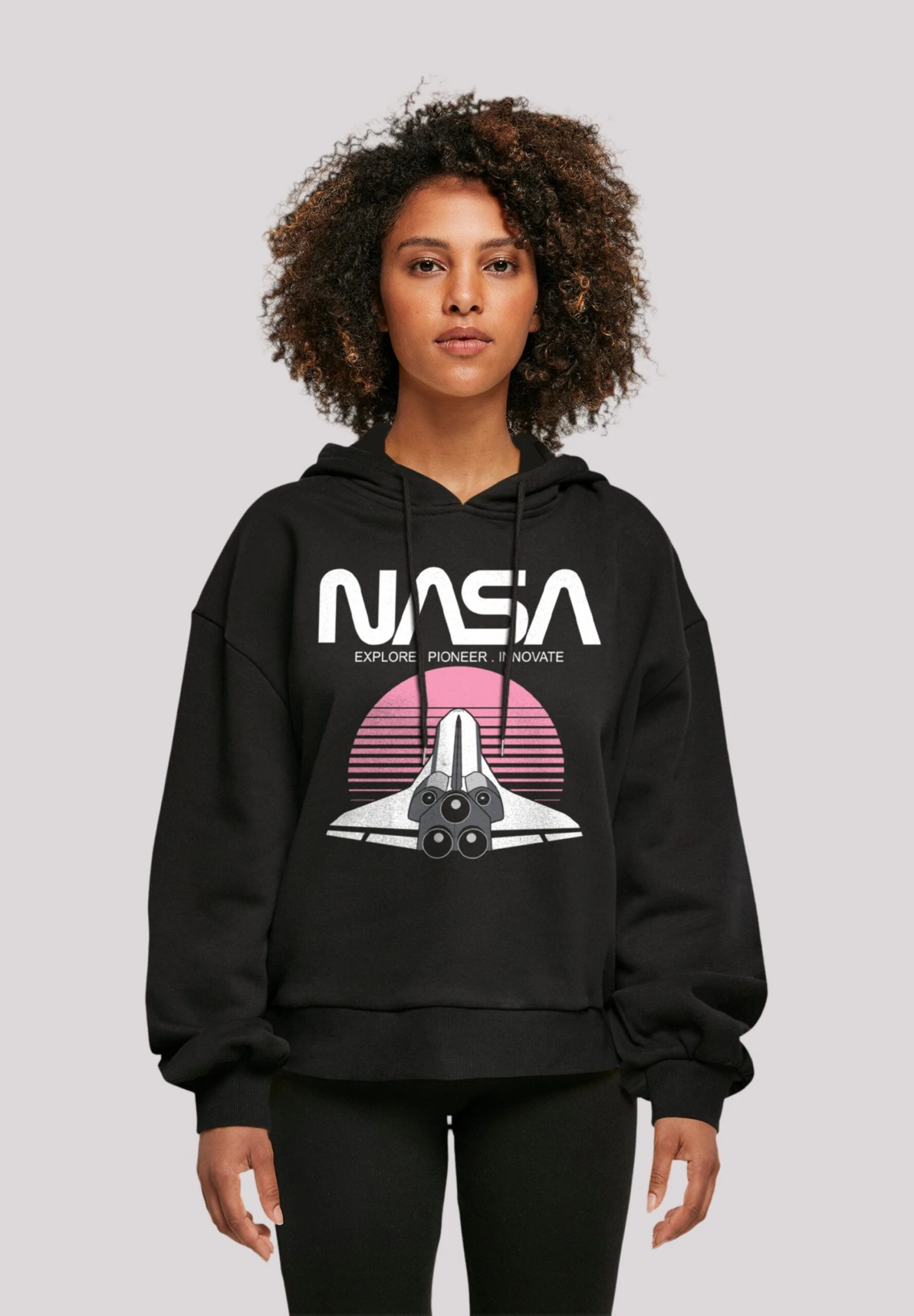 F4NT4STIC Nasa Space Shuttle Sunset Oversize - Hoodie - Schwarz 3 F4NT4STIC Nasa Space Shuttle Sunset Oversize - Hoodie - Schwarz