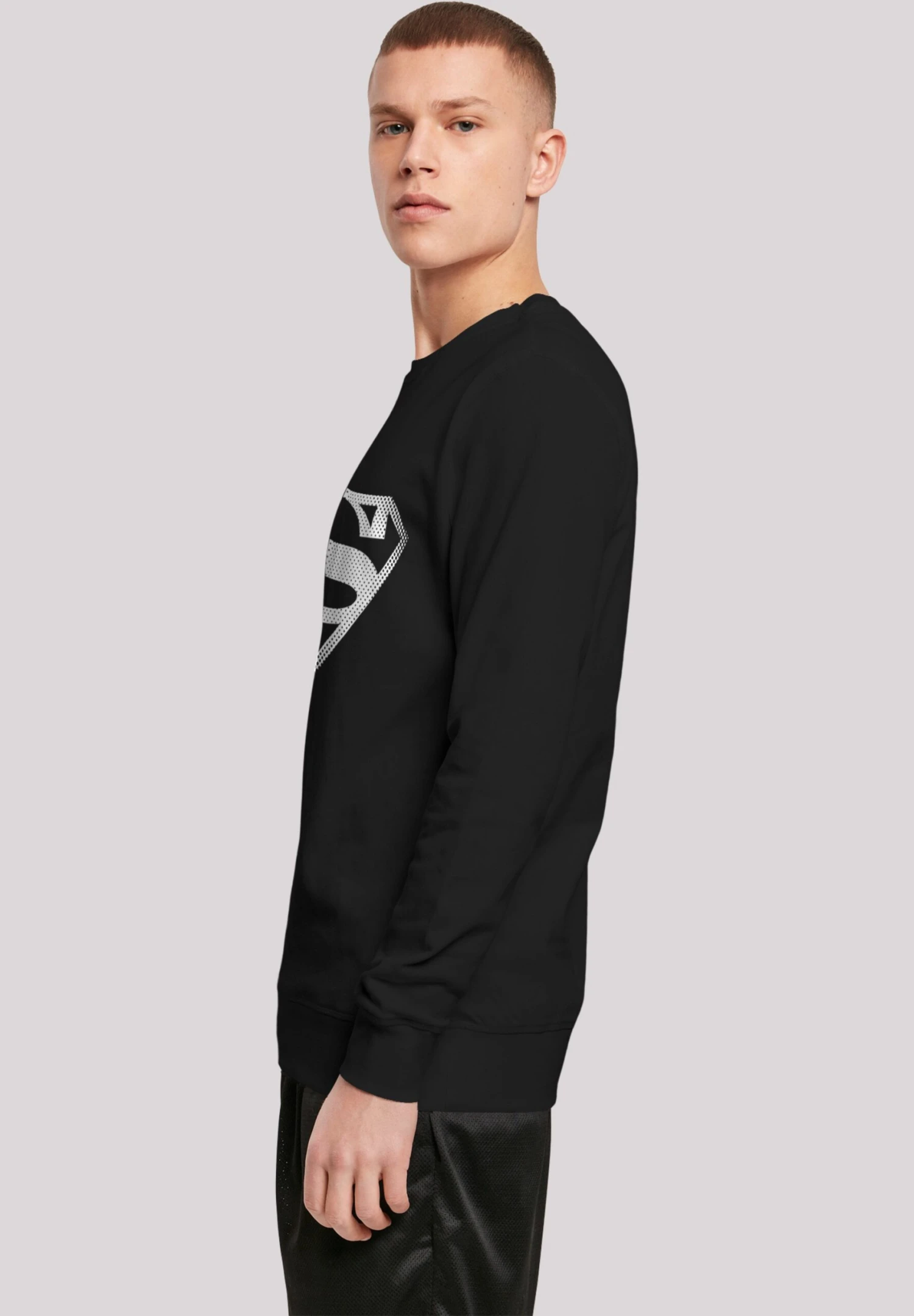 F4NT4STIC Dc Comics Superman Spot Logo - Sweater - Black 6 F4NT4STIC Dc Comics Superman Spot Logo - Sweater - Black - Afbeelding 4