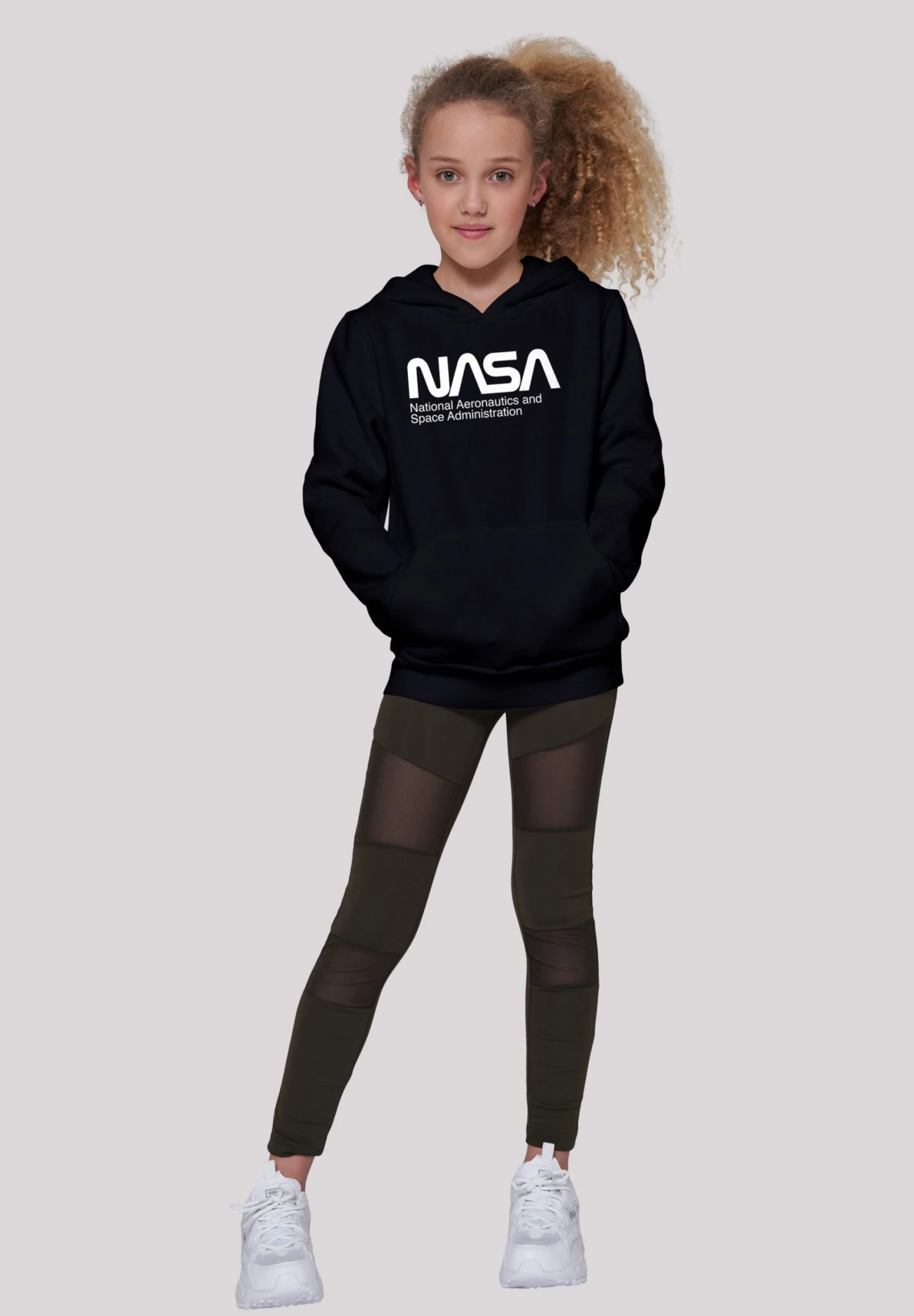 F4NT4STIC Nasa Aeronautics And Space - Hoodie - Black 4 F4NT4STIC Nasa Aeronautics And Space - Hoodie - Black - Afbeelding 2
