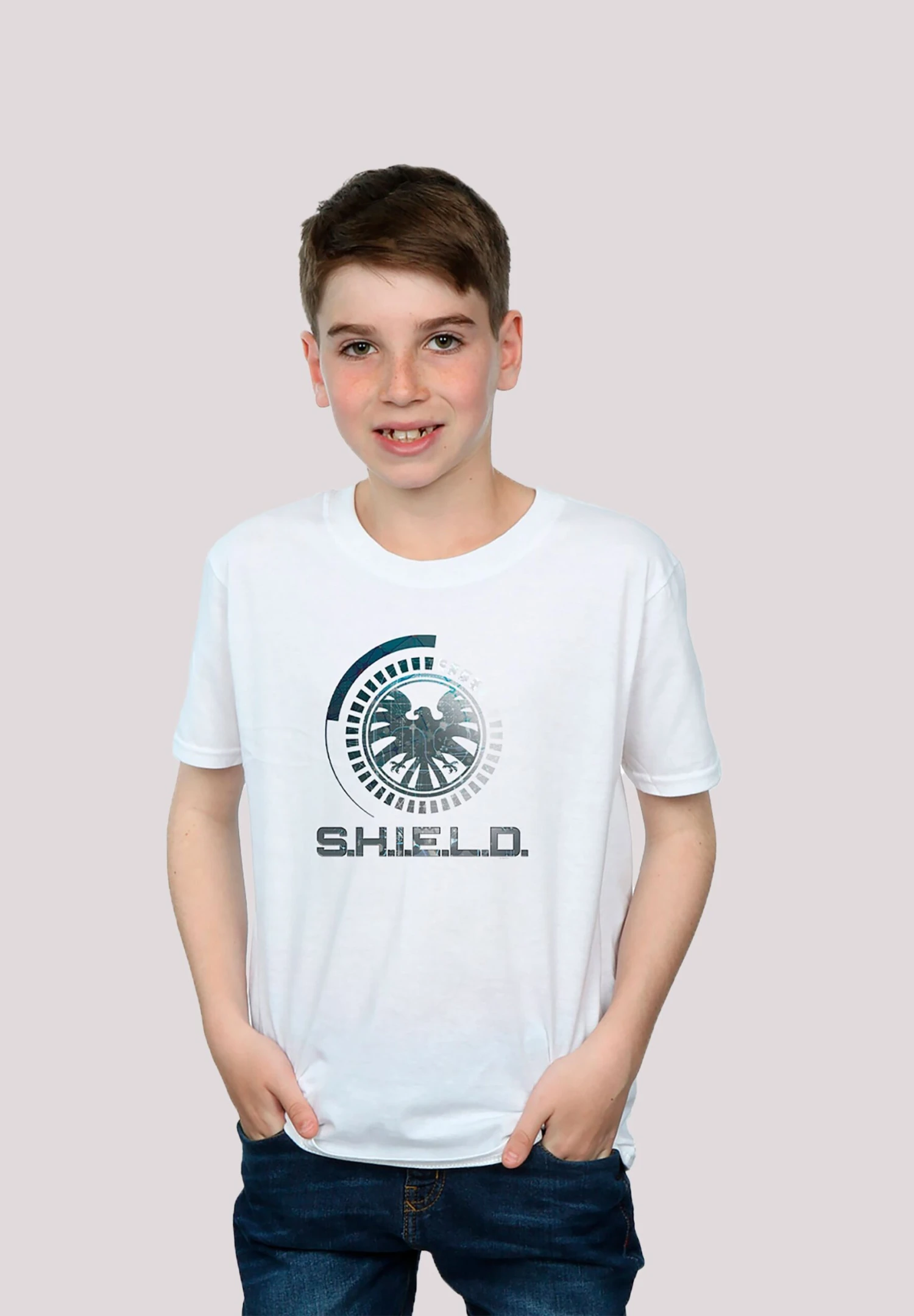 F4NT4STIC Marvel Avengers Shield CircuitsPremium Superhelden Iron- T-Shirt Print - White 3 F4NT4STIC Marvel Avengers Shield CircuitsPremium Superhelden Iron- T-Shirt Print - White